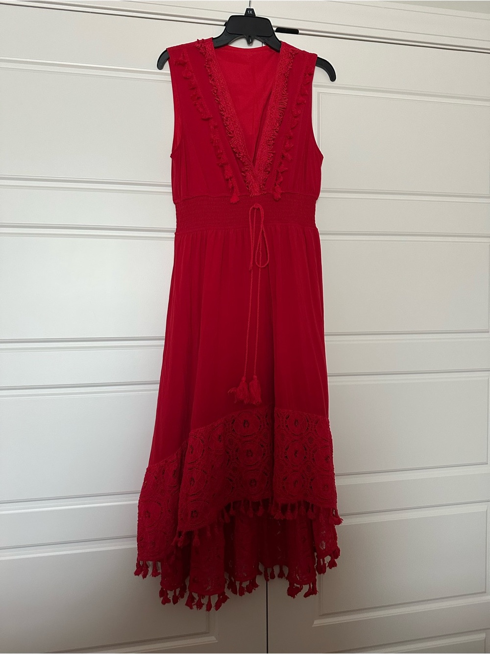 Cupshe - Red Sleeveless V-Neck Midi Dress with Tassel Tie